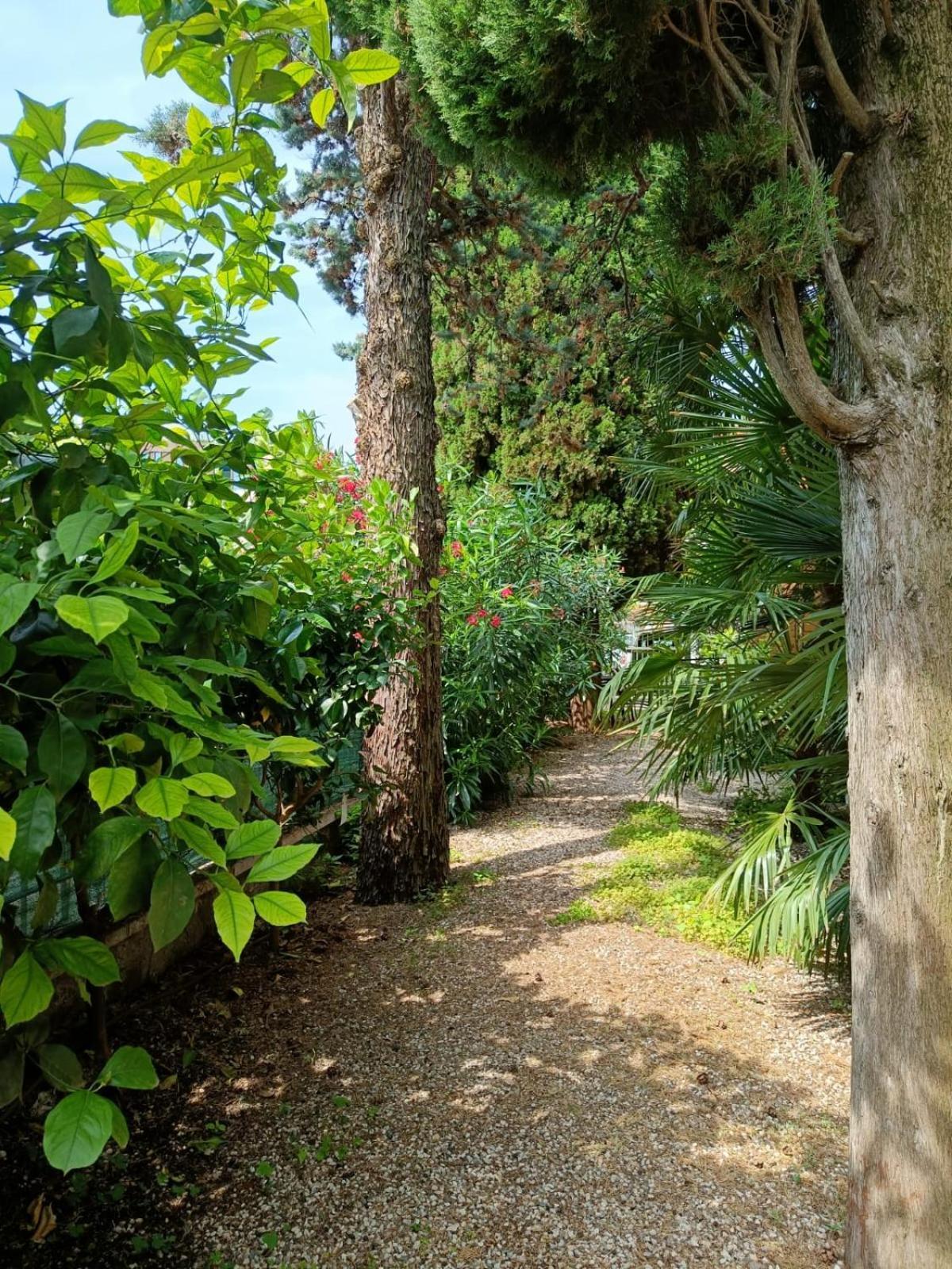 Casa Lucy Villa Bardolino Exterior photo